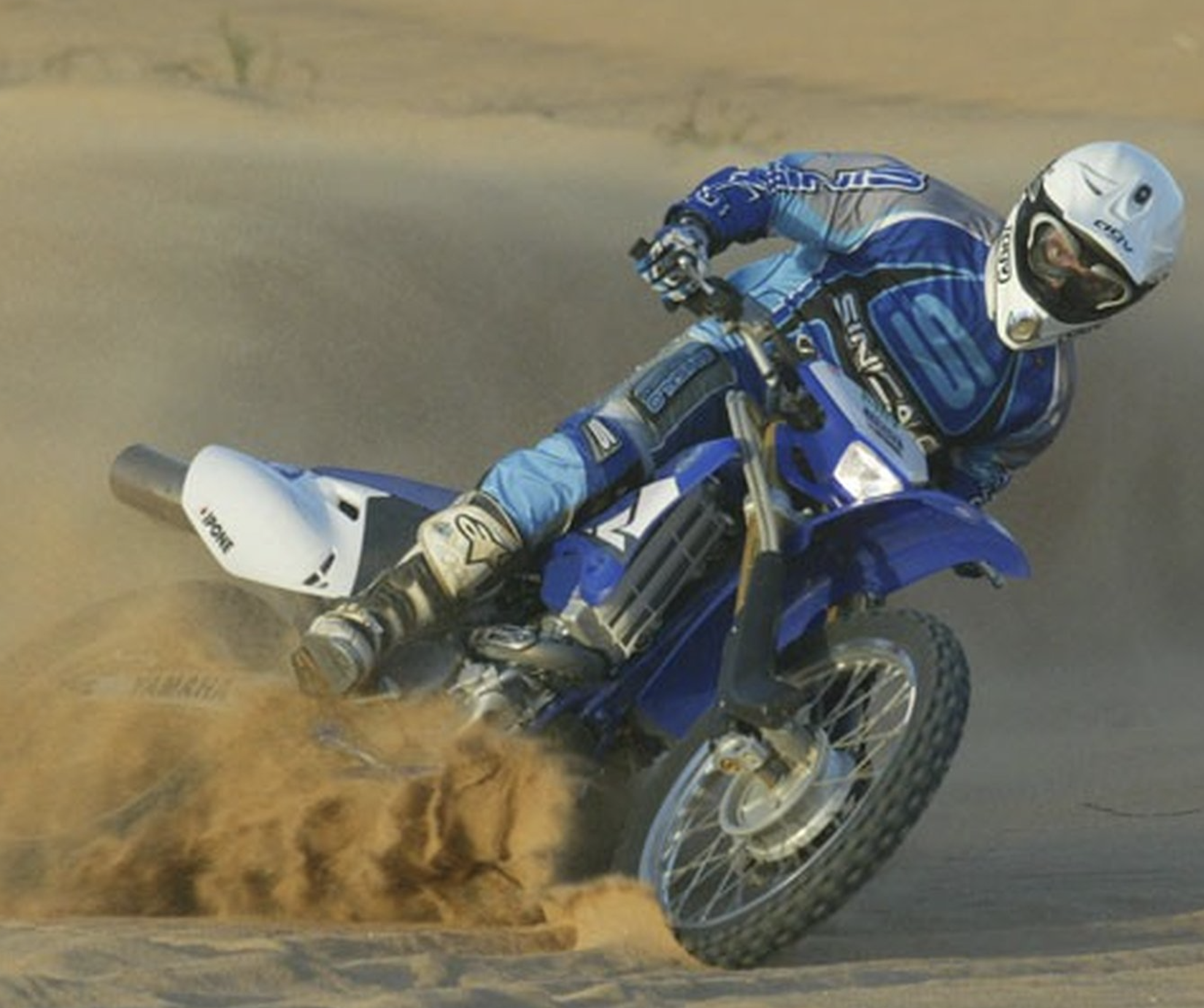 Yamaha WR450F 2-Trac z hydraulicznym napędem przedniego koła